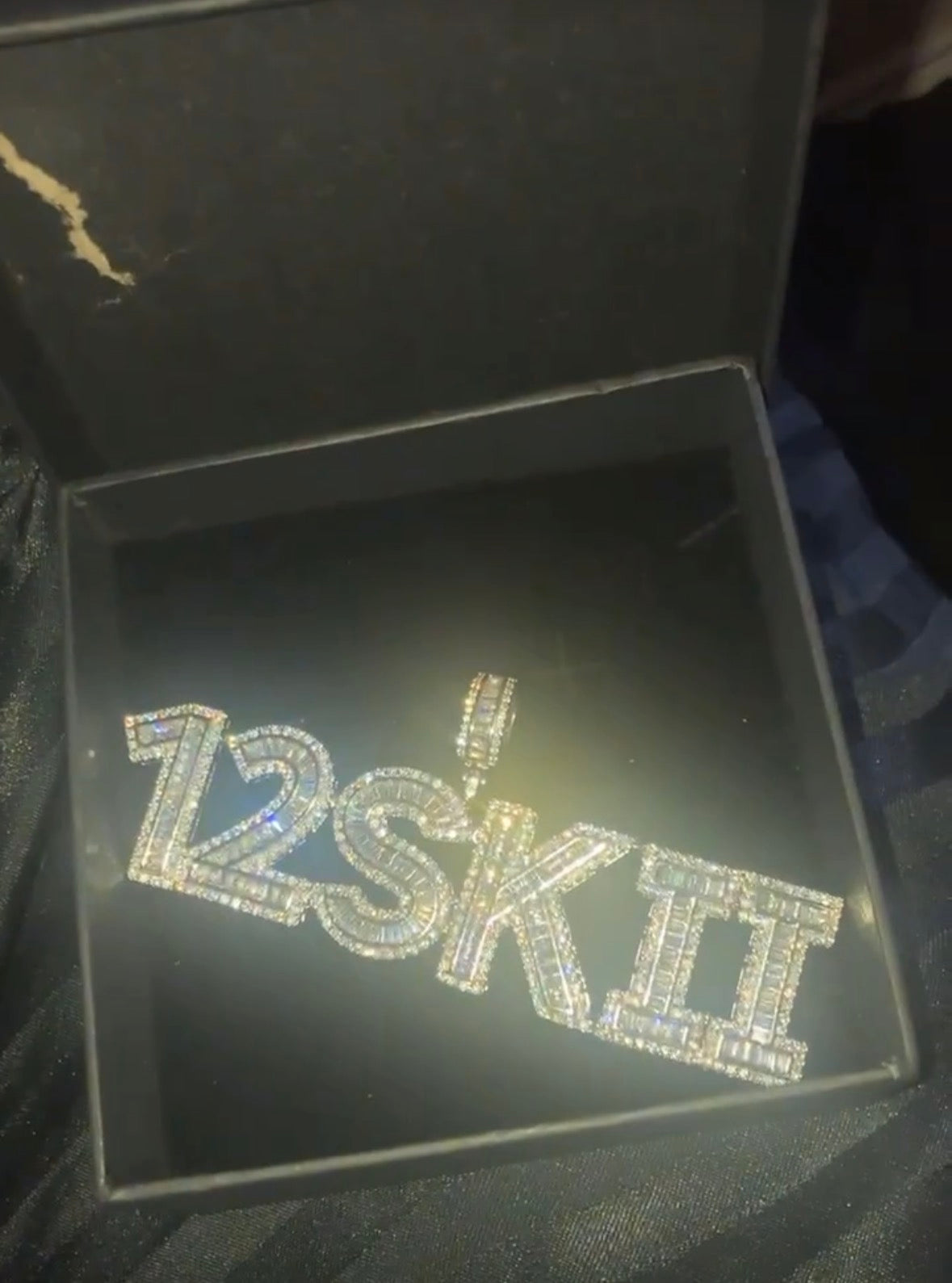Cubic letter costume pendant with chain