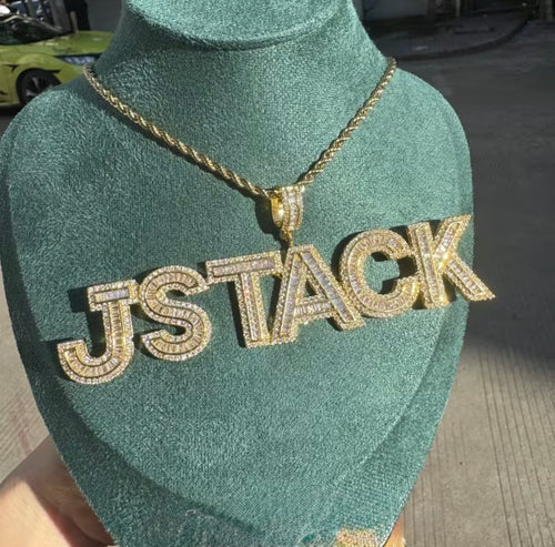 Cubic letter costume pendant with chain