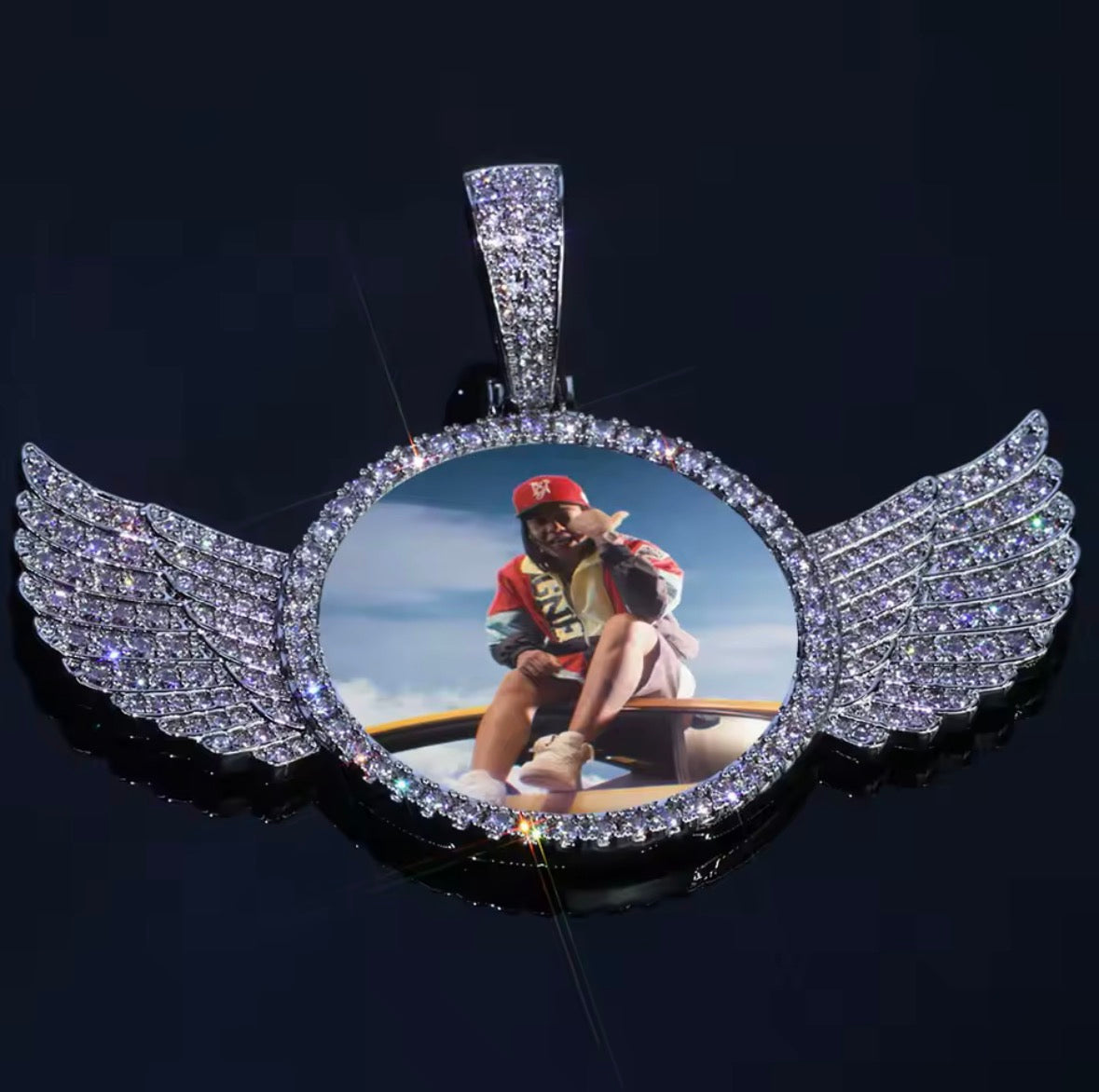 memorial pendent with wings